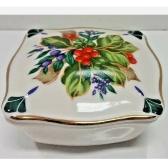 1366 Princess House Winter Garden Porc 24kt Gold Trim Keepsake Box NIB - Picture 4 of 7